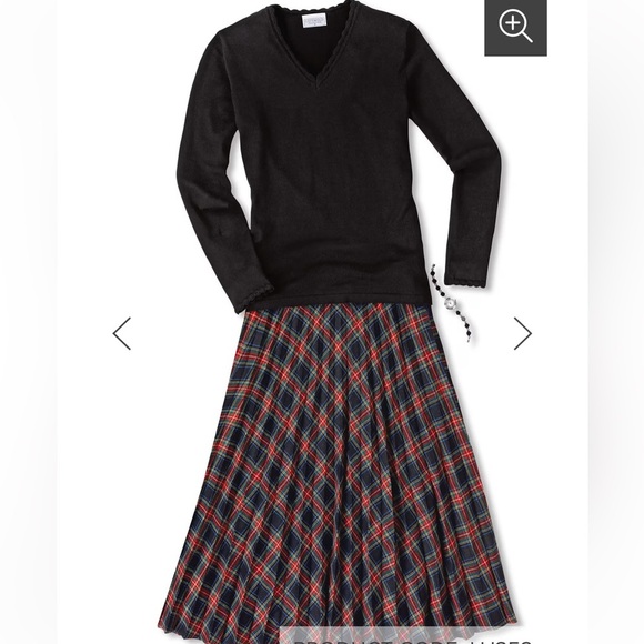 FORE Women Plaid Pleated Skirt Red Blue Classic Academia Festive Holiday XS Chic - Picture 2 of 15